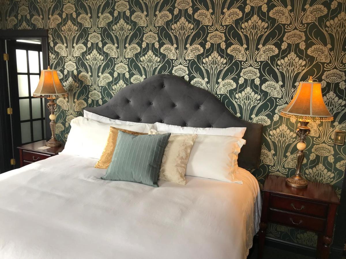 Hotel Stevenson Стая снимка