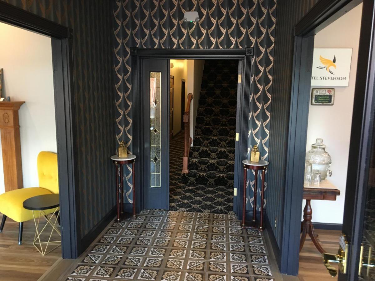 Hotel Stevenson Екстериор снимка