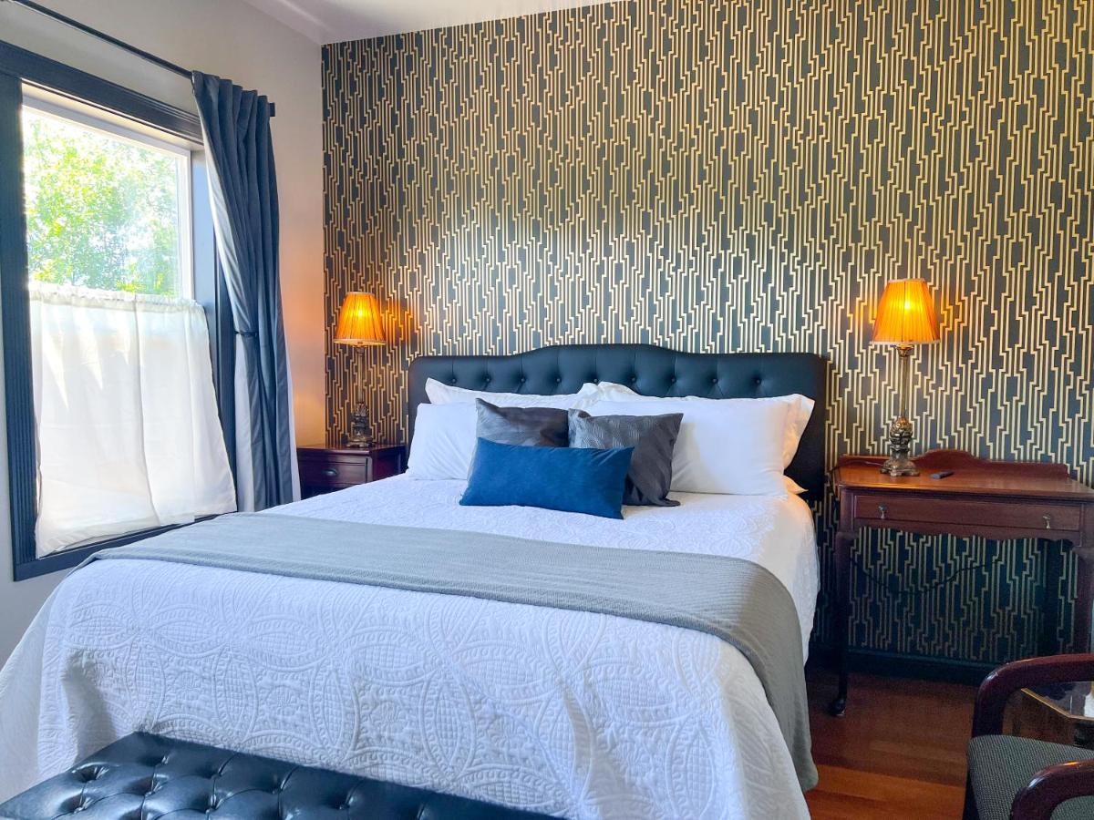 Hotel Stevenson Екстериор снимка