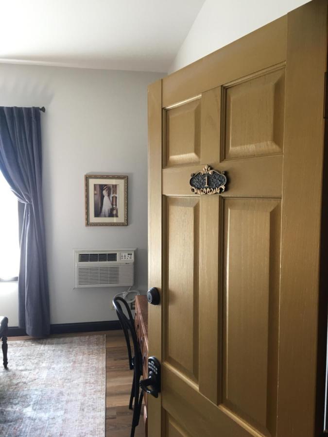 Hotel Stevenson Екстериор снимка